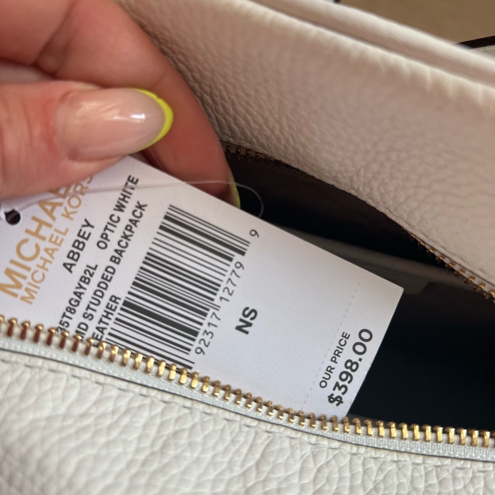 Purse/backpack - Picture 2 of 2